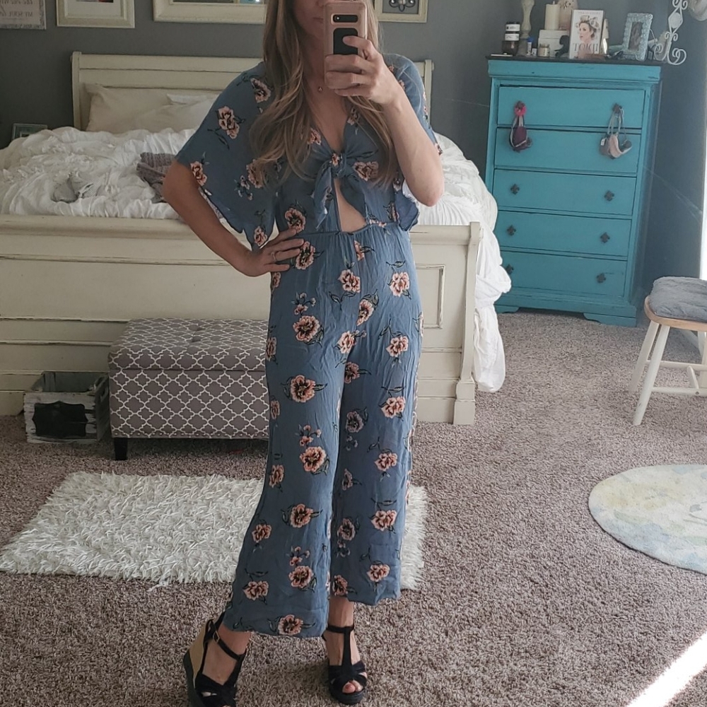 ❤ Everly Floral Jumpsuit S ❤